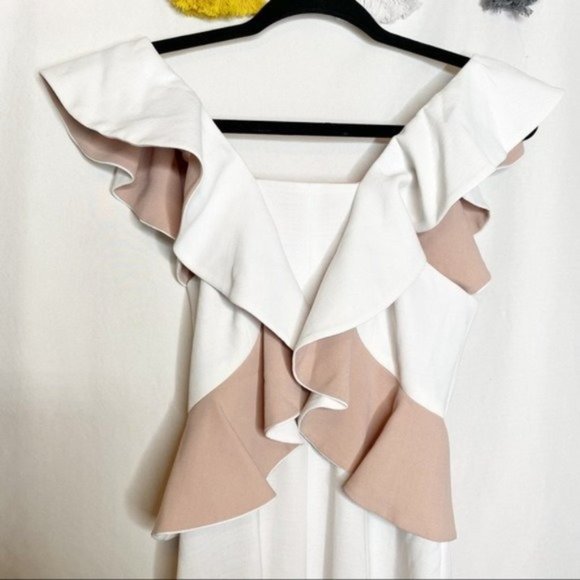 NWT C/MEO Collective Elation Ruffle-Bodice Gown in Ivory with Blush Size Large - Picture 8 of 10